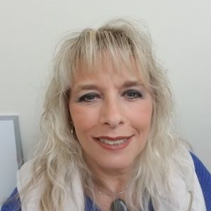 Meet your Posher, Beverly